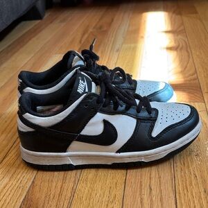 Nike Dunk Low Pandas Kids Shoes size 3.5